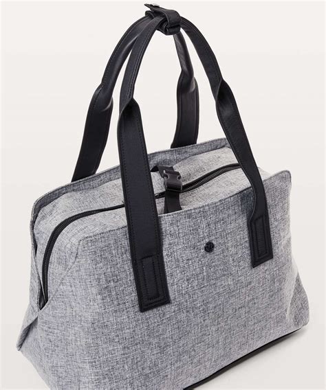 Lululemon go getter bag - Fashion meets function with these versatile bags from lululemon. ... lululemon Go Getter Bag 2.0 25L. This bag is sleek, modern, and functional. There are three colors to choose from. ...